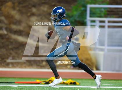 Thumbnail 2 in Sierra Canyon vs Campbell Hall photogallery.
