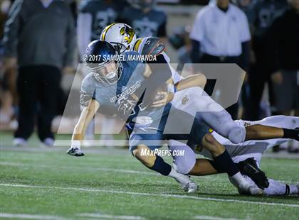 Thumbnail 3 in Sierra Canyon vs Campbell Hall photogallery.