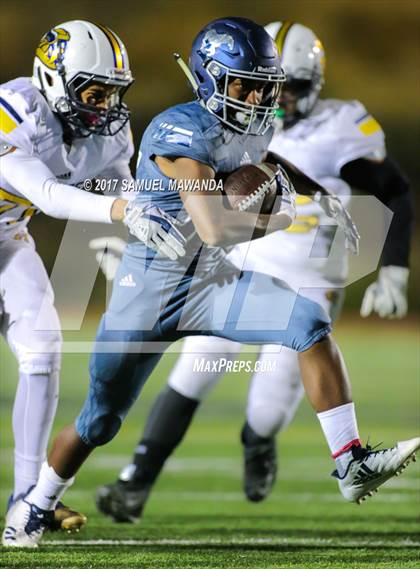 Thumbnail 2 in Sierra Canyon vs Campbell Hall photogallery.