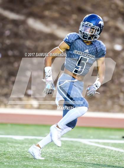 Thumbnail 1 in Sierra Canyon vs Campbell Hall photogallery.