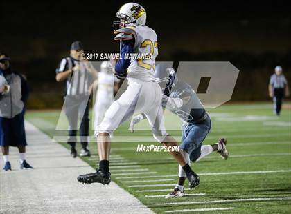 Thumbnail 2 in Sierra Canyon vs Campbell Hall photogallery.