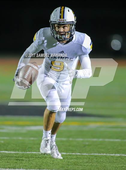 Thumbnail 1 in Sierra Canyon vs Campbell Hall photogallery.