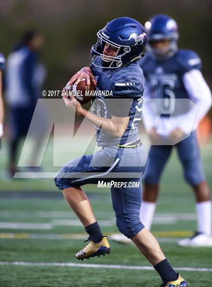 Thumbnail 1 in Sierra Canyon vs Campbell Hall photogallery.
