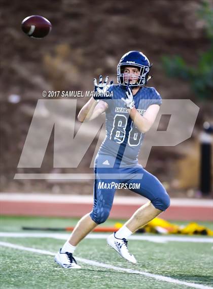Thumbnail 2 in Sierra Canyon vs Campbell Hall photogallery.