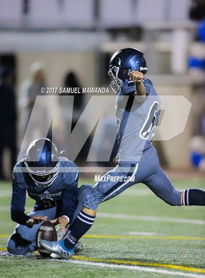 Thumbnail 1 in Sierra Canyon vs Campbell Hall photogallery.