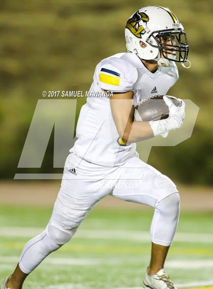 Thumbnail 3 in Sierra Canyon vs Campbell Hall photogallery.