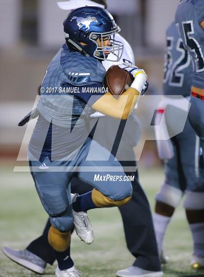 Thumbnail 3 in Sierra Canyon vs Campbell Hall photogallery.
