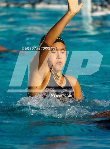 Thumbnail 1 in Foothill vs Woodrow Wilson (Bill Barnett Holiday Cup) photogallery.