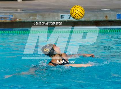Thumbnail 3 in Foothill vs Woodrow Wilson (Bill Barnett Holiday Cup) photogallery.