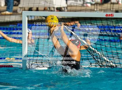 Thumbnail 3 in Foothill vs Woodrow Wilson (Bill Barnett Holiday Cup) photogallery.