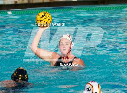 Thumbnail 1 in Foothill vs Woodrow Wilson (Bill Barnett Holiday Cup) photogallery.