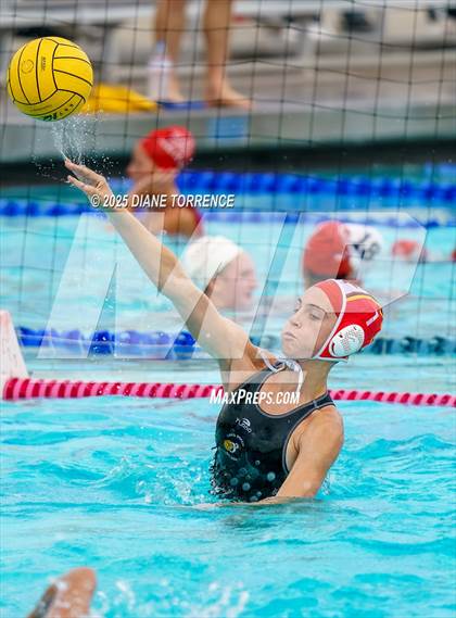 Thumbnail 2 in Foothill vs Woodrow Wilson (Bill Barnett Holiday Cup) photogallery.