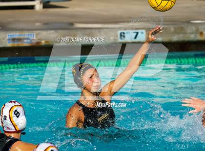 Thumbnail 2 in Foothill vs Woodrow Wilson (Bill Barnett Holiday Cup) photogallery.