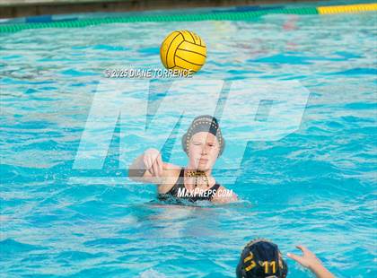 Thumbnail 1 in Foothill vs Woodrow Wilson (Bill Barnett Holiday Cup) photogallery.