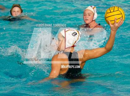 Thumbnail 2 in Foothill vs Woodrow Wilson (Bill Barnett Holiday Cup) photogallery.