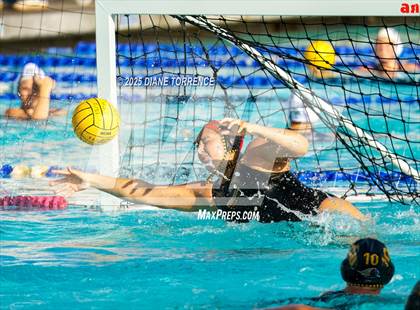 Thumbnail 1 in Foothill vs Woodrow Wilson (Bill Barnett Holiday Cup) photogallery.