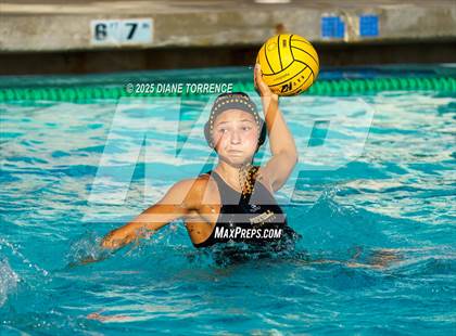 Thumbnail 1 in Foothill vs Woodrow Wilson (Bill Barnett Holiday Cup) photogallery.