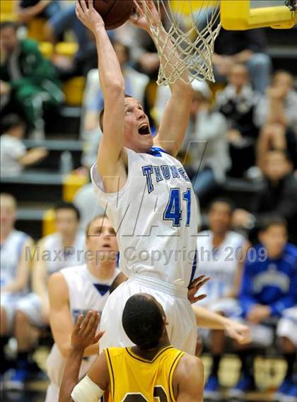 Thumbnail 3 in Mission vs. Rocklin (Common Good Classic) photogallery.