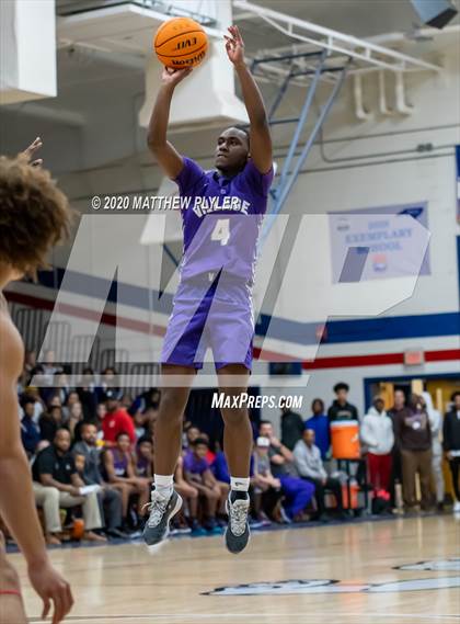 Thumbnail 1 in Village Christian Academy vs Terry Sanford (MLK Dream Jam at Terry Sanford) photogallery.