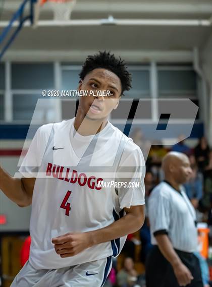 Thumbnail 3 in Village Christian Academy vs Terry Sanford (MLK Dream Jam at Terry Sanford) photogallery.