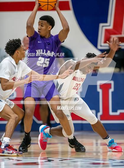 Thumbnail 2 in Village Christian Academy vs Terry Sanford (MLK Dream Jam at Terry Sanford) photogallery.