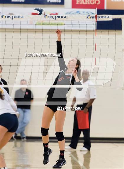 Thumbnail 3 in Monte Vista vs. Oak Ridge (CIF NorCal Regional D1 Semifinal) photogallery.