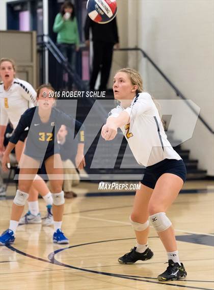 Thumbnail 3 in Monte Vista vs. Oak Ridge (CIF NorCal Regional D1 Semifinal) photogallery.