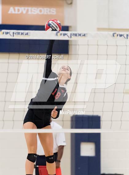 Thumbnail 1 in Monte Vista vs. Oak Ridge (CIF NorCal Regional D1 Semifinal) photogallery.