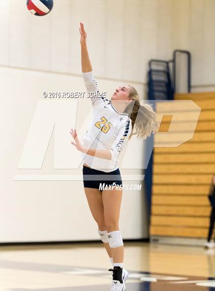 Thumbnail 1 in Monte Vista vs. Oak Ridge (CIF NorCal Regional D1 Semifinal) photogallery.