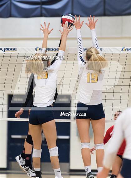 Thumbnail 1 in Monte Vista vs. Oak Ridge (CIF NorCal Regional D1 Semifinal) photogallery.