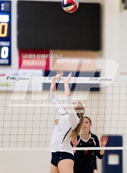 Thumbnail 3 in Monte Vista vs. Oak Ridge (CIF NorCal Regional D1 Semifinal) photogallery.