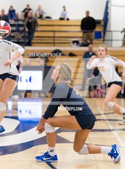 Thumbnail 2 in Monte Vista vs. Oak Ridge (CIF NorCal Regional D1 Semifinal) photogallery.