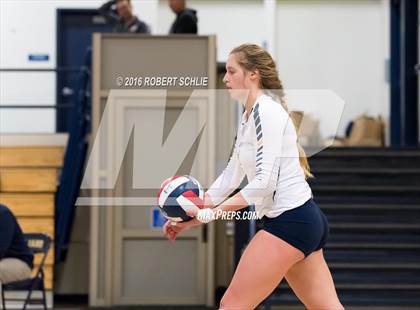 Thumbnail 2 in Monte Vista vs. Oak Ridge (CIF NorCal Regional D1 Semifinal) photogallery.