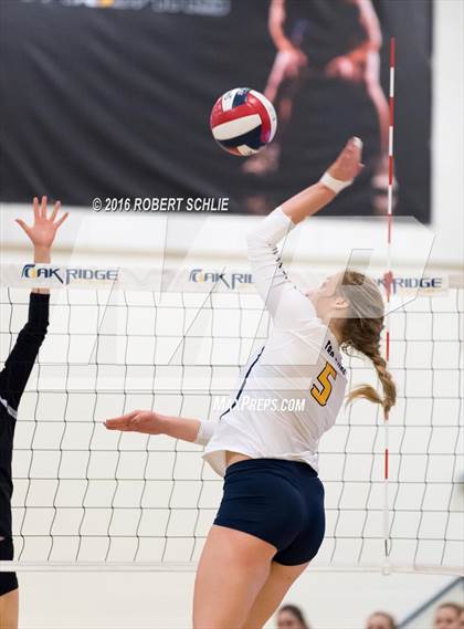Thumbnail 1 in Monte Vista vs. Oak Ridge (CIF NorCal Regional D1 Semifinal) photogallery.