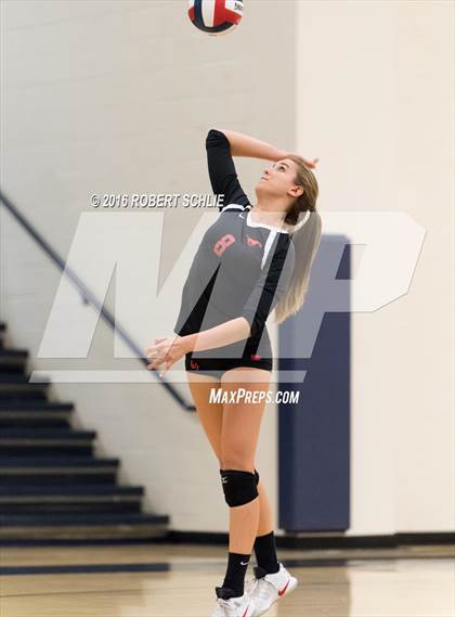 Thumbnail 1 in Monte Vista vs. Oak Ridge (CIF NorCal Regional D1 Semifinal) photogallery.