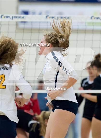 Thumbnail 3 in Monte Vista vs. Oak Ridge (CIF NorCal Regional D1 Semifinal) photogallery.