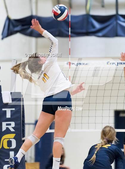 Thumbnail 1 in Monte Vista vs. Oak Ridge (CIF NorCal Regional D1 Semifinal) photogallery.