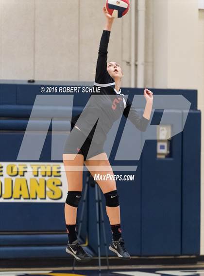 Thumbnail 1 in Monte Vista vs. Oak Ridge (CIF NorCal Regional D1 Semifinal) photogallery.