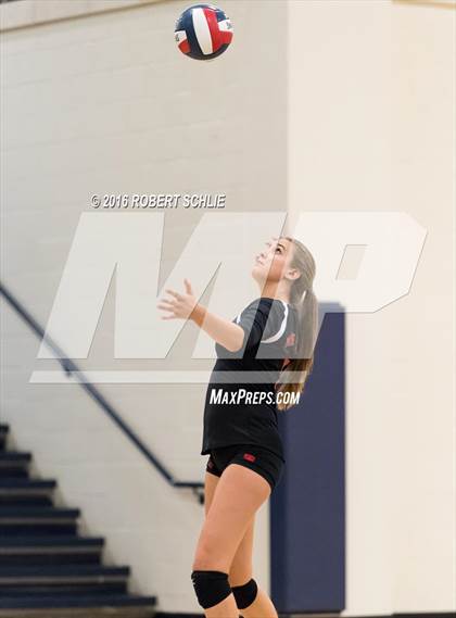Thumbnail 2 in Monte Vista vs. Oak Ridge (CIF NorCal Regional D1 Semifinal) photogallery.