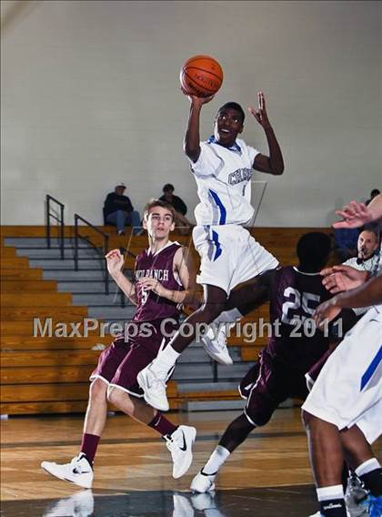Thumbnail 3 in Chavez vs. Cinco Ranch (McDonald's Texas Invitational) photogallery.
