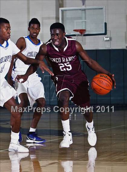 Thumbnail 2 in Chavez vs. Cinco Ranch (McDonald's Texas Invitational) photogallery.