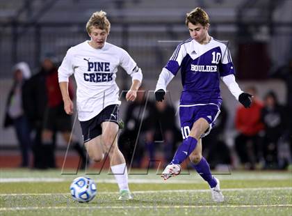 Thumbnail 2 in Pine Creek vs. Boulder (CHSAA 5A Semifinal) photogallery.