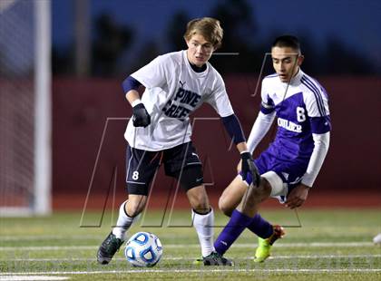 Thumbnail 2 in Pine Creek vs. Boulder (CHSAA 5A Semifinal) photogallery.