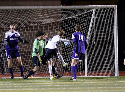 Thumbnail 1 in Pine Creek vs. Boulder (CHSAA 5A Semifinal) photogallery.