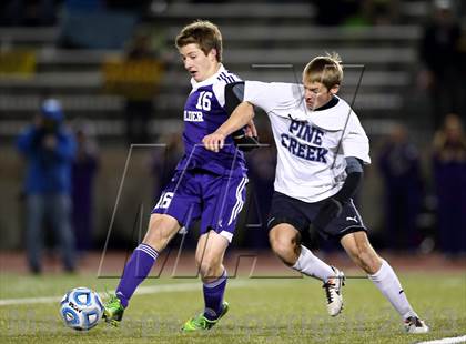 Thumbnail 1 in Pine Creek vs. Boulder (CHSAA 5A Semifinal) photogallery.
