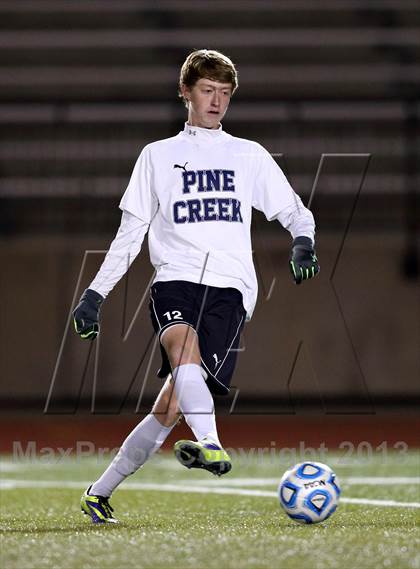 Thumbnail 3 in Pine Creek vs. Boulder (CHSAA 5A Semifinal) photogallery.