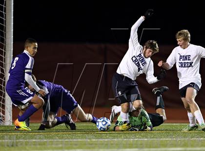Thumbnail 1 in Pine Creek vs. Boulder (CHSAA 5A Semifinal) photogallery.