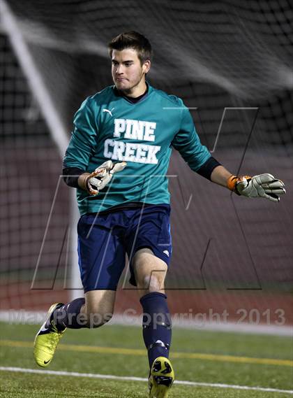 Thumbnail 2 in Pine Creek vs. Boulder (CHSAA 5A Semifinal) photogallery.