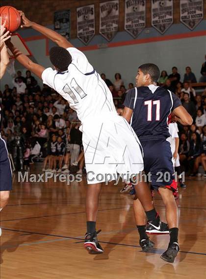 Thumbnail 3 in Bellarmine-Jefferson @ St. Genevieve photogallery.