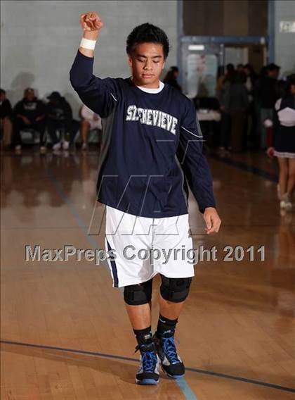 Thumbnail 3 in Bellarmine-Jefferson @ St. Genevieve photogallery.